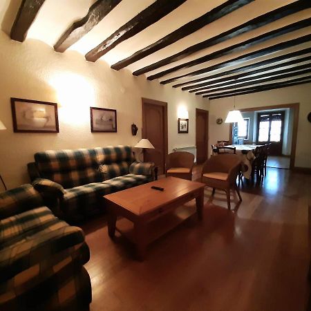 Apartamentos Lazkano I Y II Uharte-Arakil 外观 照片
